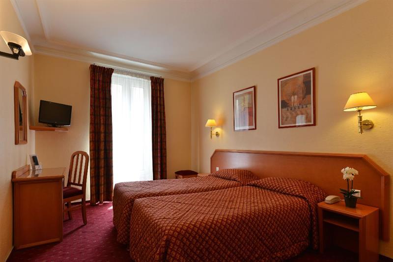 Du Pre Hotel Parijs